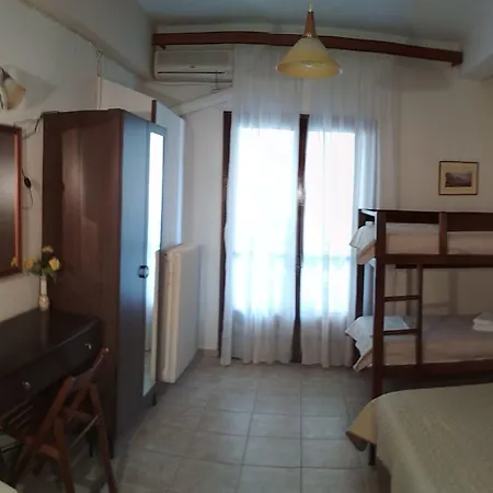 αργώ Ξενοδοχείο με διαμερίσματα Καλά Νερά